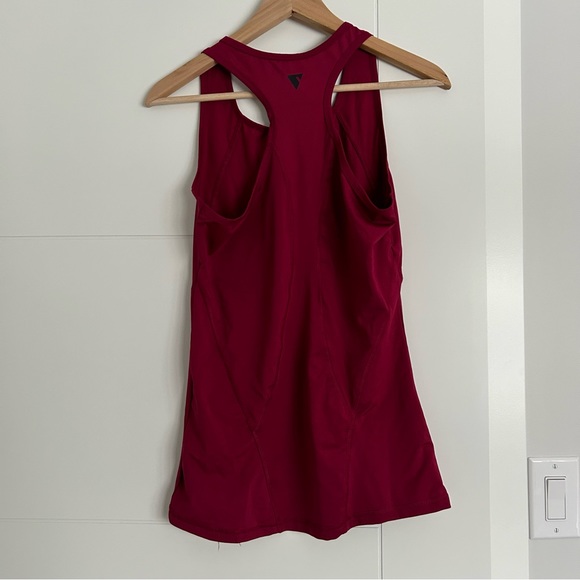 Y.A.S Sport Racerback Tanktop - Picture 2 of 4